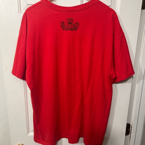 Y2K Quicksilver affliction style tee .Small hit on back with skulls hit in front - Picture 4 of 4